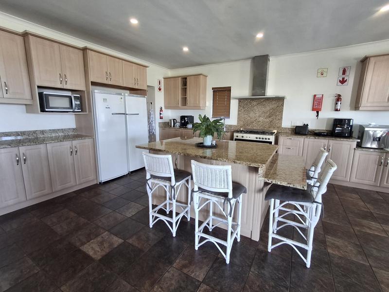 6 Bedroom Property for Sale in Duyker Eiland Western Cape